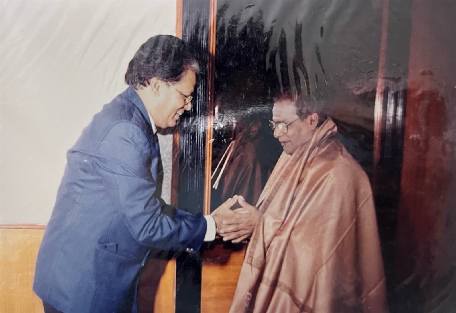 Audience with Former CM Kotla Vijaya Bhaskara Reddy (1990s) - Chairman Ahmed Ali Khan in personal consultation with the former Chief Minister of Andhra Pradesh. | MF.Khan Heritage Archives Visakhapatnam